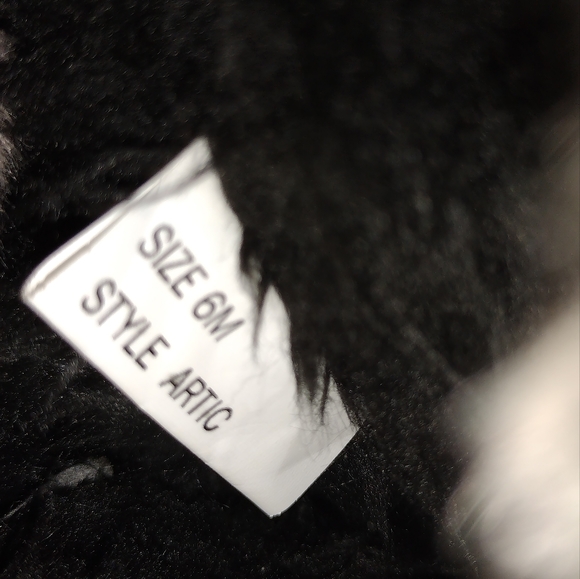 Khombu Arctic women's  Weather snow boots size 6 - Picture 11 of 11